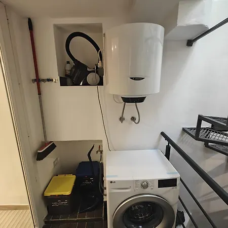 Stampace House アパート